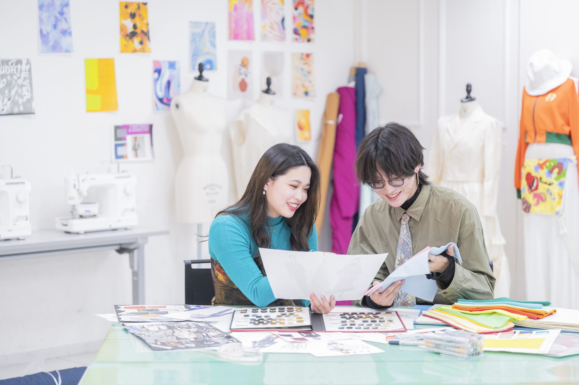 ファッションデザイン体験<br>3月20日（金）<br>10:00～11:30