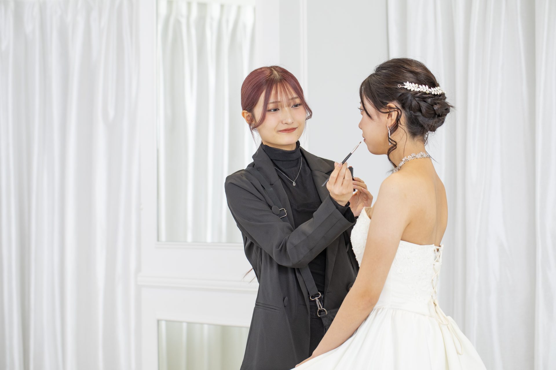ヘアメイク・アイデザイン科で目指せる資格